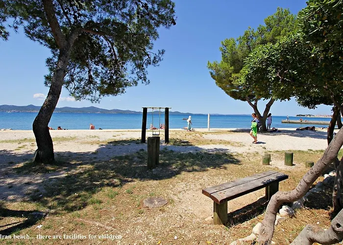 公寓 Puhov 扎达尔